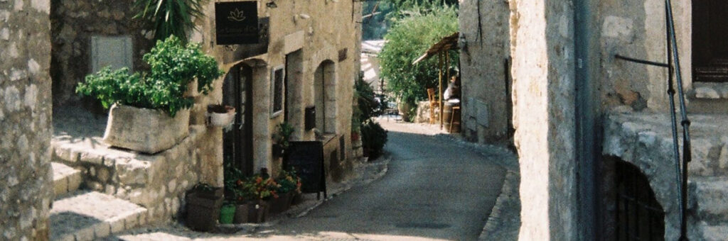 Qué es la herencia yacente