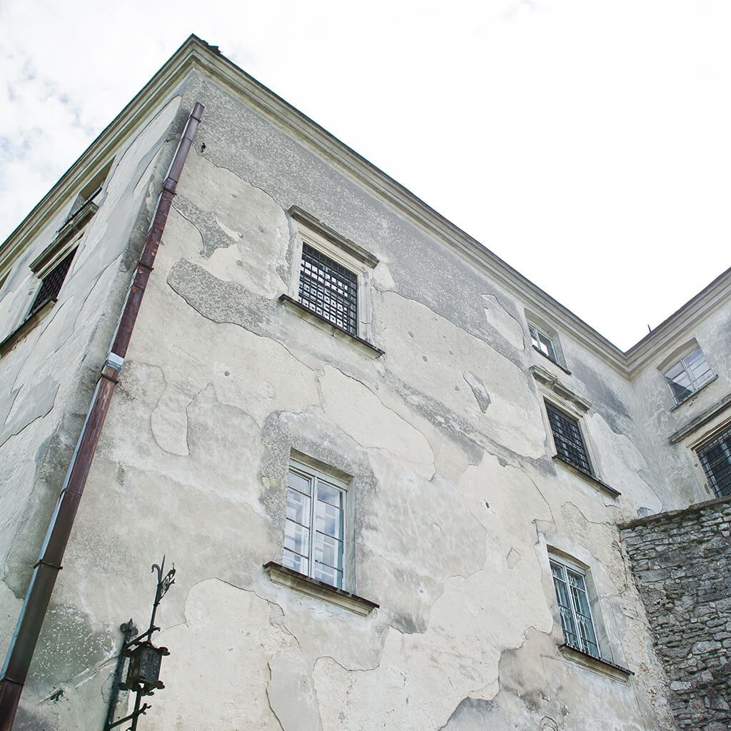 Ainos Abogados - tu hogar - Daños y perjuicios en la propiedad